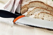 FunctionalForm_knives_bread_RGB
