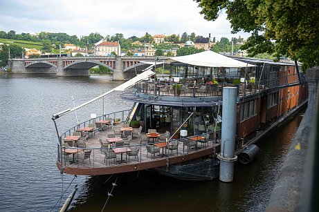 Restaurace Marina Ristorante: Na talíři Itálie a za oknem Hrad i Karlův most