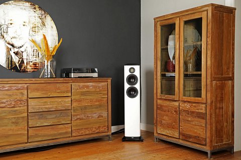 ELAC-Vela-FS-408-lifestyle-1