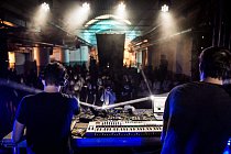 000  – obnovený – obnovený