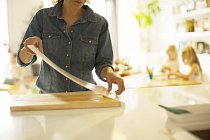 Fiskars_Kitchen_Lifestyle_Cutting board_replacing cutting board