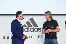 Hrdlička zpovídal Nedvěda ohledně nových fotbalových strategií