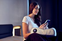 Tesla-Smart-Heating-Pillow-lifestyle-08