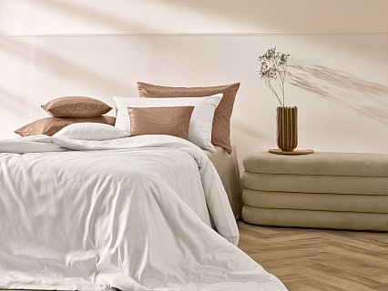 Luxusni-lozni-povleceni-ALVA-barva-lomena-bila-Stella-Ateliers-3-330-Kc