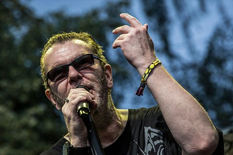 000  – obnovený – obnovený