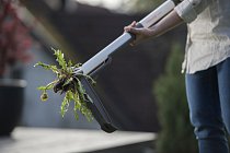 Fiskars_Garden_Action_Light_Weedpuller (13)